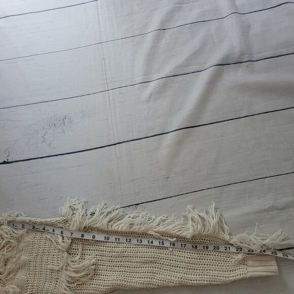 Love by Chelsea Size S Fringe Fisherman Knit Turtleneck Sweater Cream Cozy - Picture 6 of 9